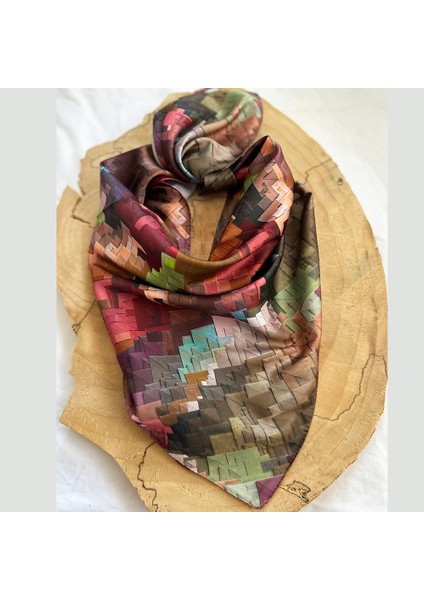 Puzzle Kahverengili Desenli Fular 55 Cm*55 Cm