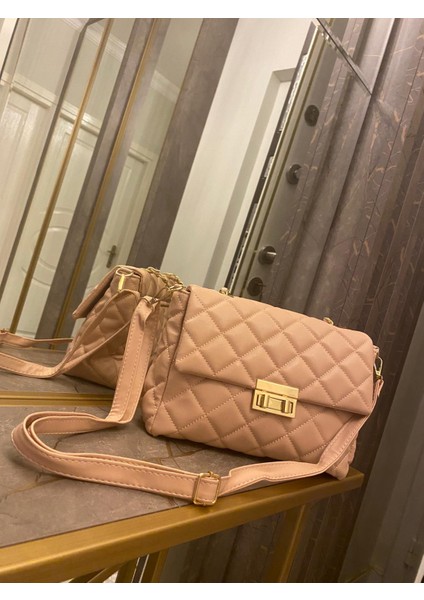 Kadın Nakışlı Kilit Kapma El Çapraz Çanta fiyatları