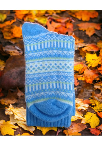 Iskandinav Tasarımlı Eksra Kalın Desenli Kışlık Yünlü Çorap