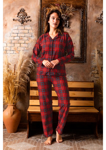 Kışlık Düğmeli Ekose Desen Yılbaşı Temalı Kadın Süet Pijama Takımı fiyatları
