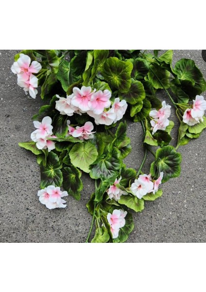 Rüzgar Yapay Çiçekçik Sarkan Sardunya Sarmaşık 90 cm