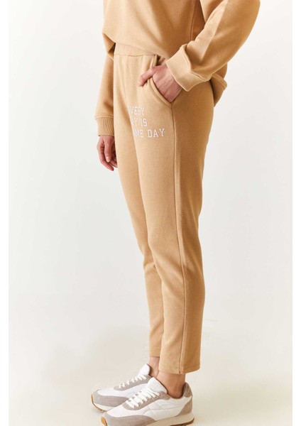 Kadın Eşofman Altı 50271853-VR085 50271853-VR08521 fiyatları