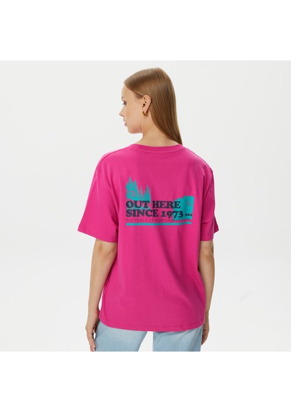 Out Here Back TB0A6AQ9A451.- Tshirt