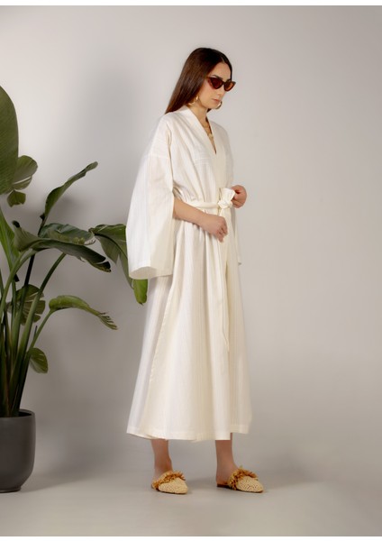 crave Oversize Beyaz Uzun Kimono