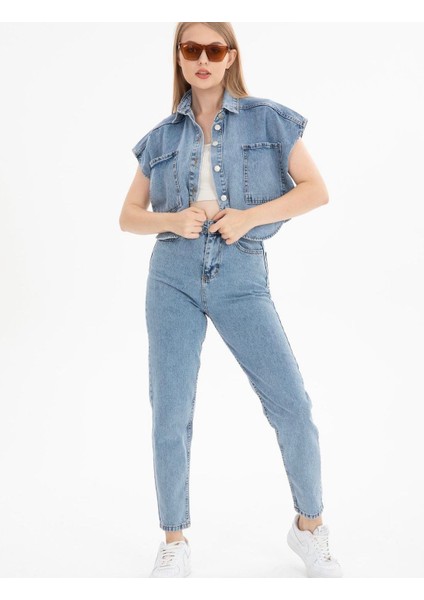 Kadın Mavi Yüksek Bel Mom Jean Crop Yelek Alt Üst Denim Takım