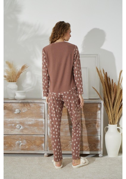 Kadın Uzun Kol Jakarlı Kalın Kahve Pijama Takımı C1T5N1O95