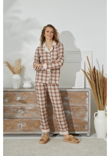 Uzun Kol Gömlek Yaka Önden Düğmeli Ekose Bej Pijama Takımı C1T4N9O90