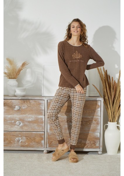 Kadın Uzun Kol Jakarlı Kalın Kahve Pijama Takımı C1T5N0O45 modelleri