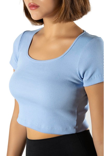 Kadın Mavi Havuz Yaka Fitted/vücuda Oturan Kısa Kol Crop Tişört 23K-TRP-CRP04 modelleri