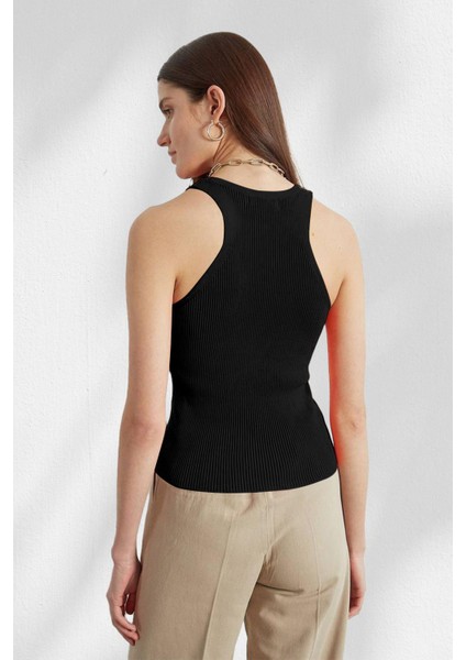 Tena Moda Kadın Siyah Fitilli Yakalı Atlet