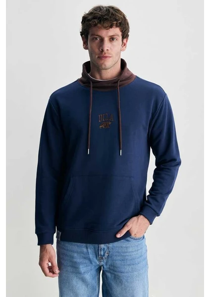 Ukıah Lacivert Boyunluk Nakışlı Loose Fit Erkek Sweatshirt