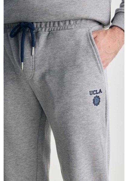 Luskın Gri Daralan Kesim Baskılı Standard Fit Erkek Eşofman Alt modelleri