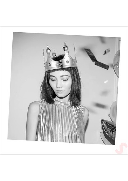 Plastik Kral Tacı - Gümüş fırsatları