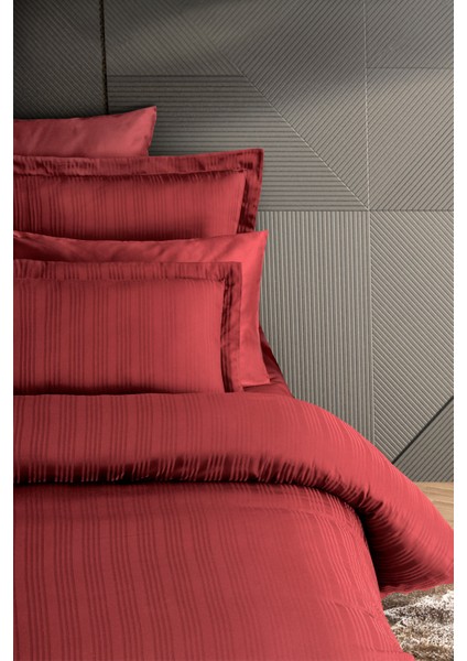 Çizgili Saten Nevresim Takımı Çift Kişilik Voyage Redberry