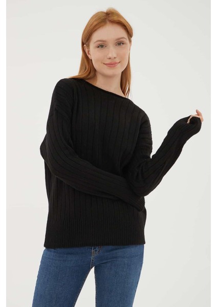 23K0092K1 Kadın Kayık Yaka Kazak