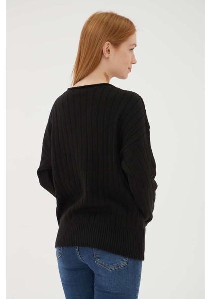 23K0092K1 Kadın Kayık Yaka Kazak indirimleri