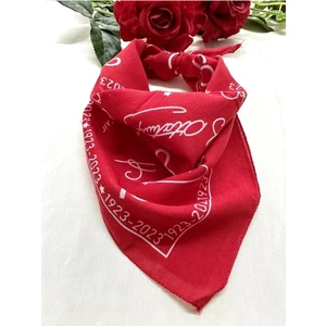 Herşey Nota Kırmızı Atatürk Silüetli ve Imzalı Pamuk Kumaş Fular - Bandana - 23 Nisan, 29 Ekim, 19 Mayıs