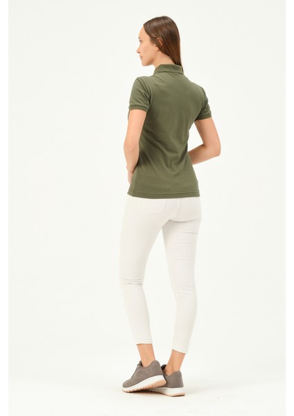 Kadın Regular Fit Polo Yaka T-Shirt fırsatları