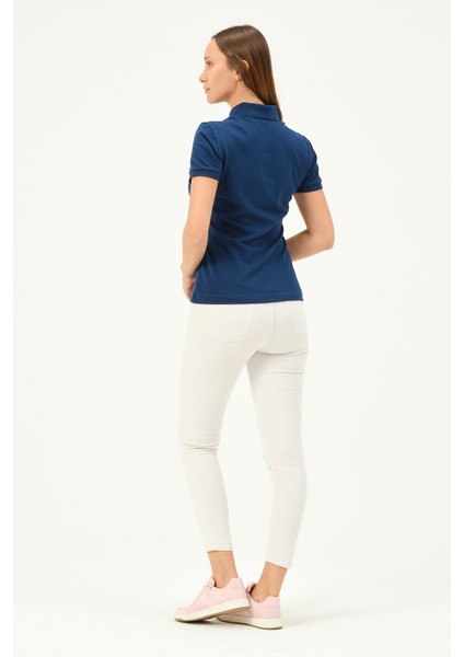 Kadın Regular Fit Polo Yaka T-Shirt fırsatları