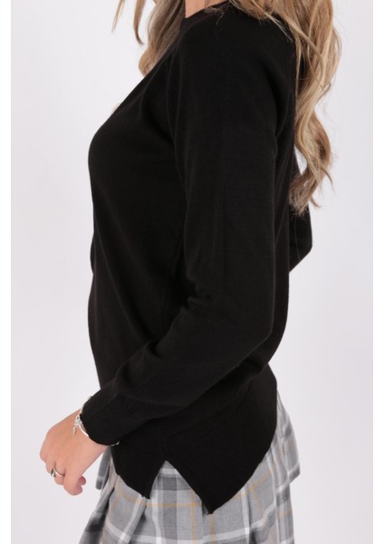 Bisiklet Yaka Yırtmaç Detaylı Regular Fit Tunik Bayan TUNİK 23K0242K1 indirimleri