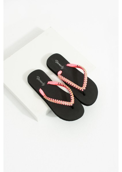 Kadın Pembe Gold Sıra Taşlı Parmak Arası Terlik Flipflops fırsatları