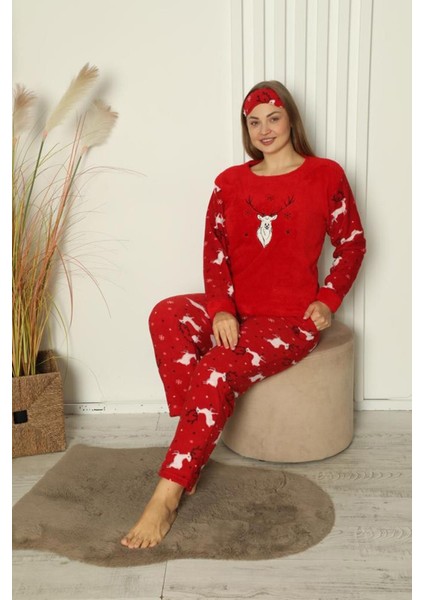 Kadın Yılbaşı Temalı Büyük Beden Cepli Polar Pijama Takımı 2122 modelleri