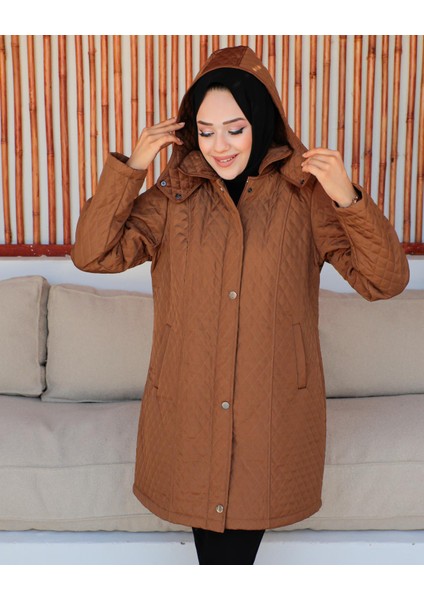 Kmkkombin Anne Kadın Büyük Beden Ince Baklava Desenli Fermuarlı Çıtçıtlı Içi Polarlı Kapitone Mont modelleri