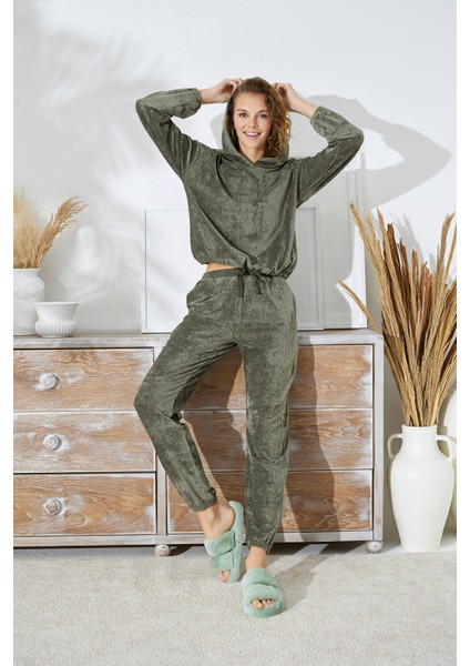15314 Bayan Kadife Pijama Takım
