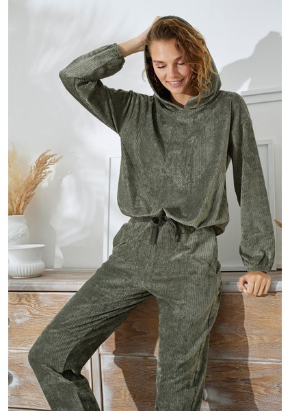 15314 Bayan Kadife Pijama Takım fiyatları