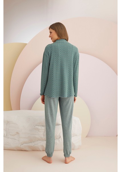 13971 Bayan Nakışlı Pijama Takım fiyatları