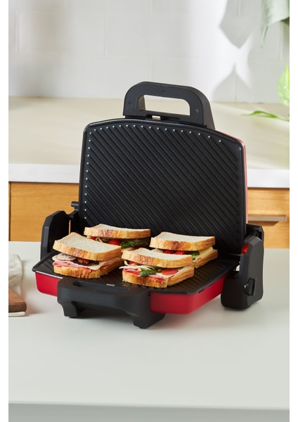 Orginal Future Essential Tost Makinesi Matte Red 1800 W