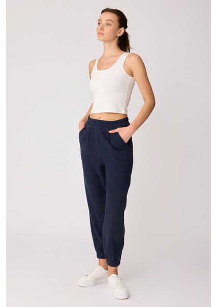 Paçası Pileli Beli Lastikli Eşofman Pantolon modelleri