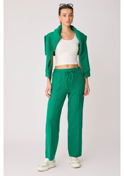 Önden Dikişli Bol Paça Eşofman Pantolon
