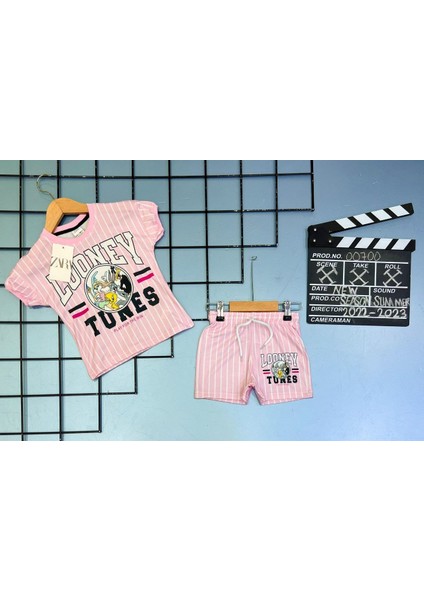 Yigit Butik Looney Tunes Şortlu Unısex Takım fırsatları