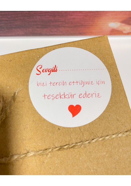 Sevgili Yazılı Noktalı Yuvarlak Yapışkanlı Etiket 4 x 4 cm 120 Adet