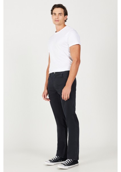 Wrangler Texas Straight Jean Pantolon fırsatları