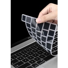 Kızılkaya Apple Yeni Macbook Pro 2020 A2289 / A2251 13" 13.3" Touch Bar Türkçe Silikon Q Klavye Koruyucu