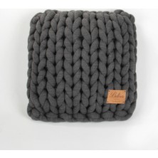 Betireshome Chunky El Örgü Yastık Füme