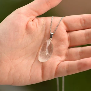 Taş Sandığı Kristal Kuvars Taşı Şekilsiz Kolye