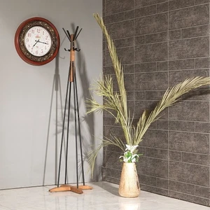 Reto Design Retohome Ahşap Tabanlı Ayaklı Elbise Askısı