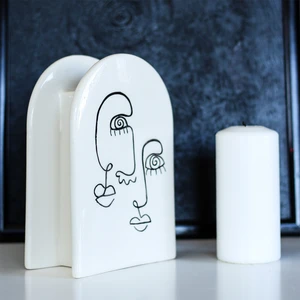 Beige & Stone Face On Vase Vazo Dekoratif Obje