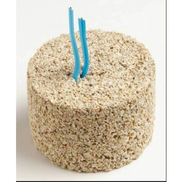 Quik Mineralli Blok Kuş Yemi 1 5 cm Çapında Küçük Kuşlar İçin Zengin Mineral