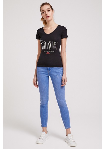 Love Kadın V Yaka T-Shirt