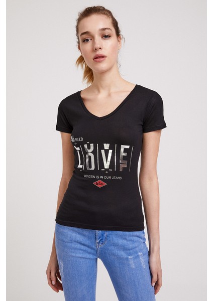 Love Kadın V Yaka T-Shirt fiyatları