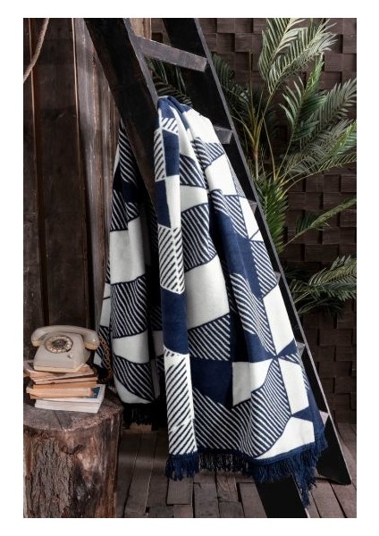 Edmont Çift Kişilik Pamuk Battaniye