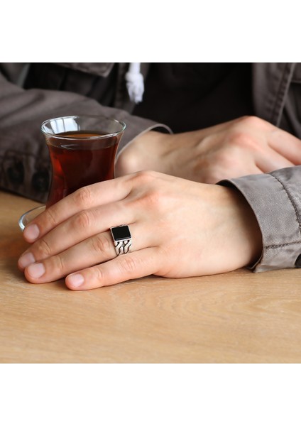 Zincir Tasarım Siyah Oniks Taşlı 925 Ayar Gümüş Erkek Yüzük modelleri