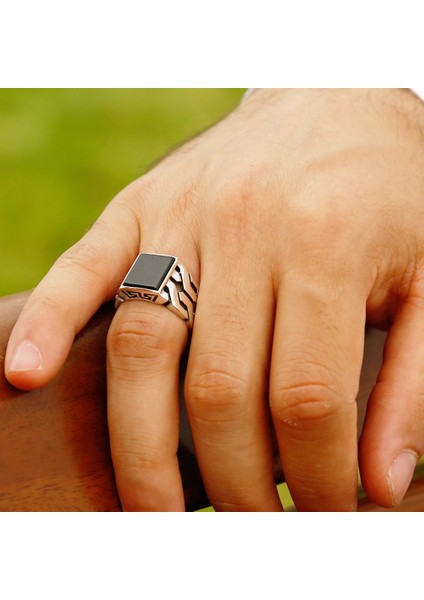 Zincir Tasarım Siyah Oniks Taşlı 925 Ayar Gümüş Erkek Yüzük fırsatları
