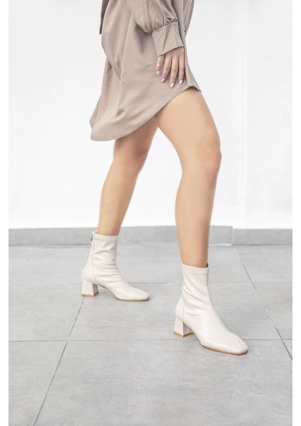 Pekin Kadın Streç Küt Kalıp Deri Bot Bej