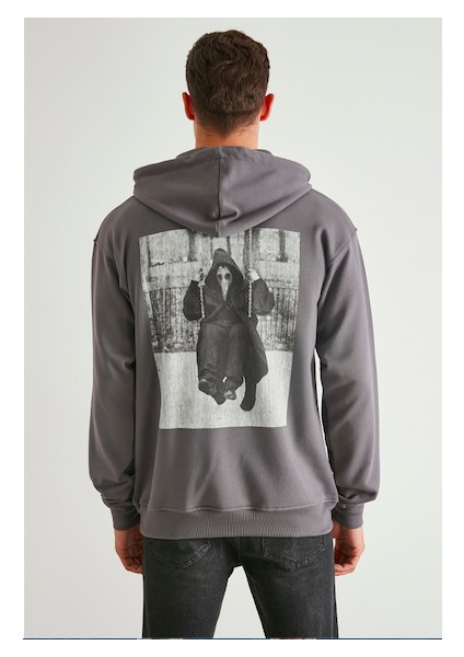 Baskılı Kapüşonlu Sweatshirt Plague Doctor