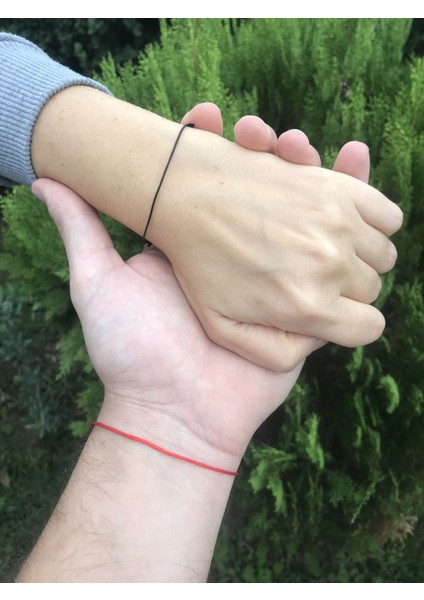 Red String Kırmızı Siyah İp Çift Bileklik